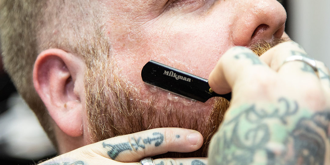 milkman razor used by a barber for shaving beard